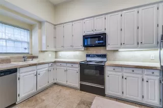 Photo #6: 21046114 Listing 
