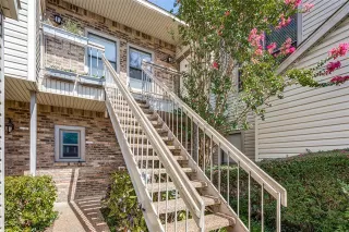 Photo #3: 21046285 Listing 