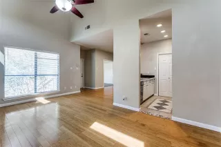 Photo #5: 21046285 Listing 