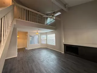 Photo #3: 21046616 Listing