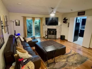 Photo #2: 21047068 Listing 