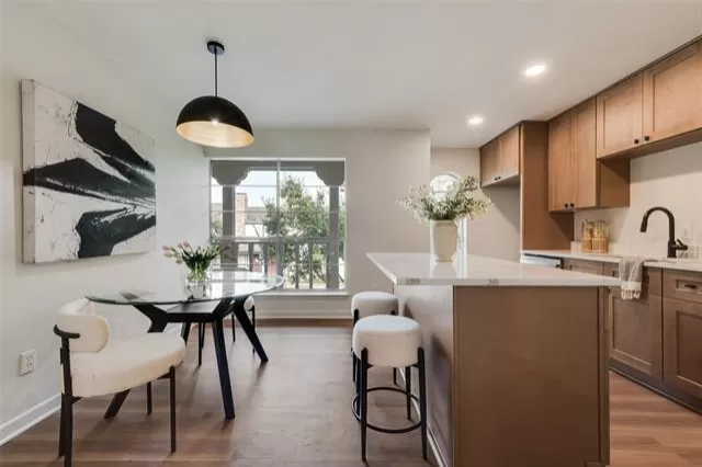 MLS: 21047346 Condo For Sale