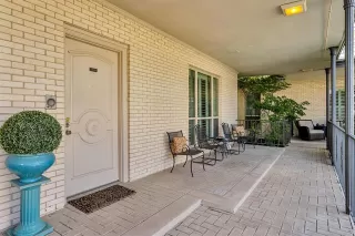 Photo #2: 21047778 Listing 