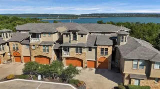 Photo #2: 21047852 Listing