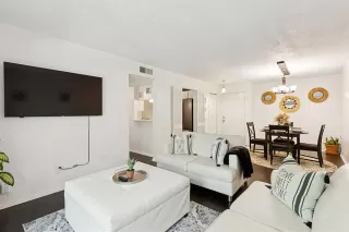 Photo #6: 21048014 Listing 