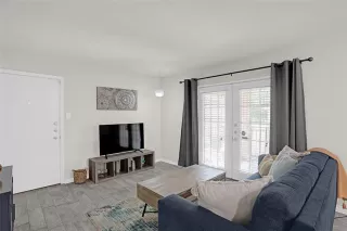 Photo #3: 21048147 Listing