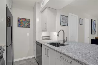 Photo #6: 21048147 Listing