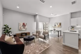 Photo #3: 21048182 Listing 