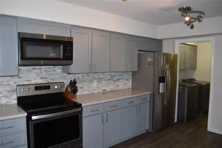 Photo #5: 21048352 Listing 