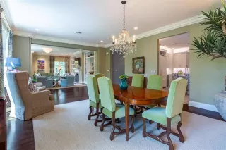 Photo #6: 21048356 Listing