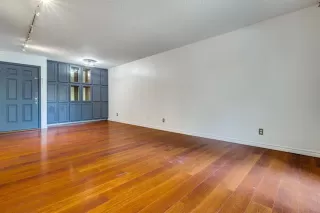 Photo #3: 21048377 Listing