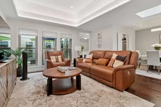 Photo #2: 21048805 Listing