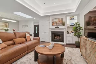 Photo #3: 21048805 Listing