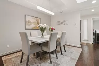 Photo #5: 21048805 Listing