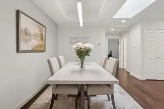 Photo #6: 21048805 Listing