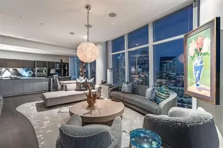 Photo #4: 21048933 Listing