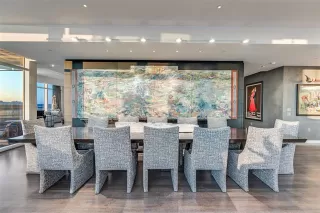 Photo #6: 21048933 Listing