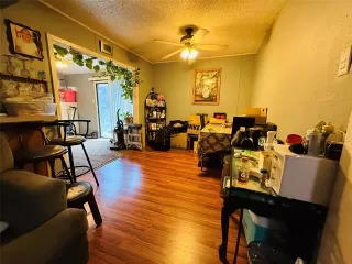 Photo #3: 21048965 Listing