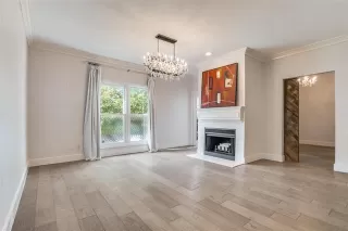 Photo #3: 21049376 Listing 