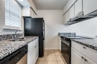 Photo #4: 21049417 Listing 