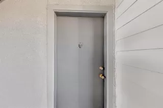 Photo #2: 21049555 Listing