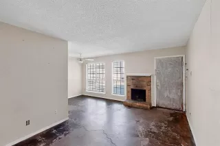 Photo #3: 21049555 Listing