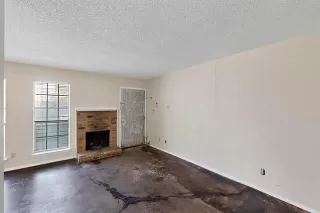 Photo #5: 21049555 Listing