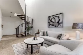 Photo #2: 21050473 Listing