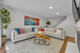 Photo #5: 21050665 Listing 