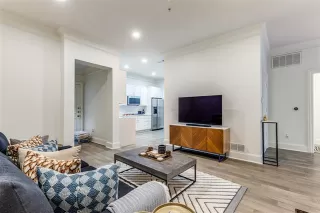 Photo #2: 21051047 Listing 