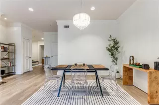 Photo #4: 21051047 Listing 