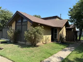 Photo #2: 21051817 Listing