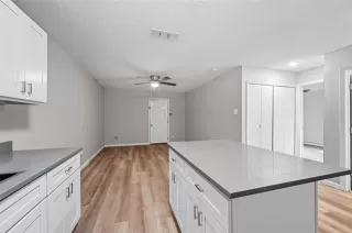 Photo #6: 21052120 Listing 