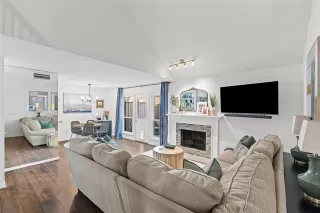 Photo #5: 21052965 Listing