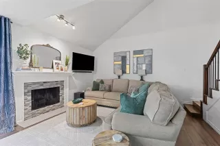 Photo #6: 21052965 Listing