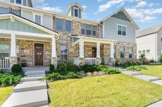 Photo #3: 21053008 Listing