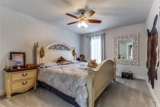 Photo #6: 21053161 Listing