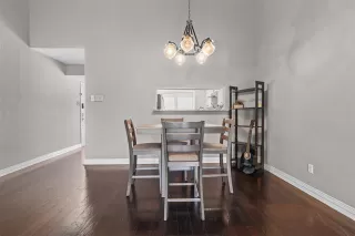 Photo #4: 21053222 Listing