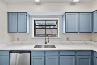 Photo #6: 21053434 Listing 