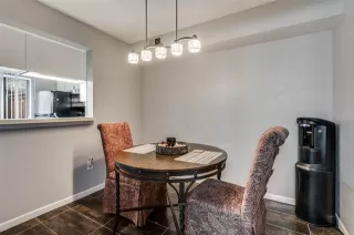 Photo #4: 21053501 Listing