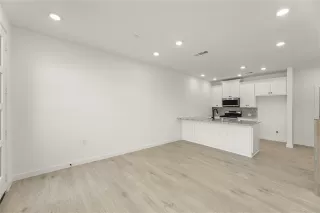 Photo #3: 21053821 Listing