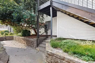 Photo #3: 21053845 Listing