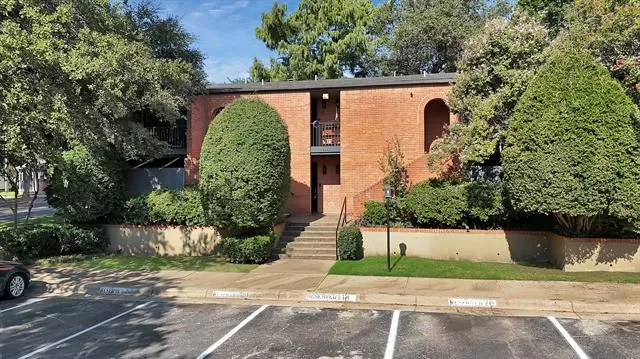 MLS: 21053893 Condo For Sale