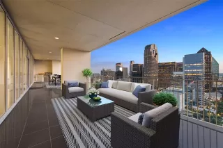 Photo #2: 21053900 Listing