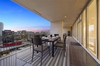 Photo #3: 21053900 Listing