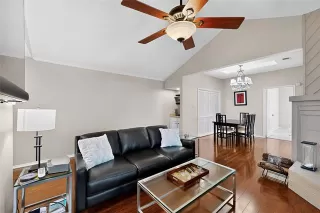 Photo #3: 21054052 Listing