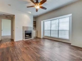 Photo #6: 21054061 Listing