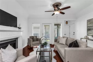 Photo #6: 21054097 Listing 