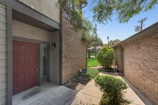 Photo #6: 21054552 Listing