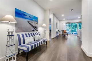 Photo #3: 21054616 Listing